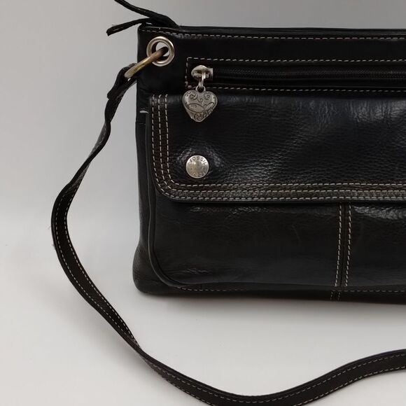 𝅺FOSSIL Small Leather Crossbody Black Turn Lock Closure - Picture 2 of 12